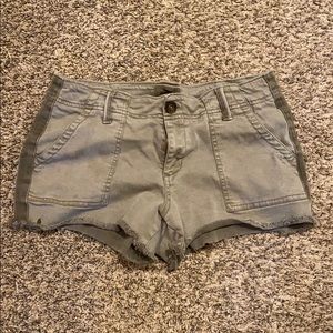 Size 28 BKE shorts